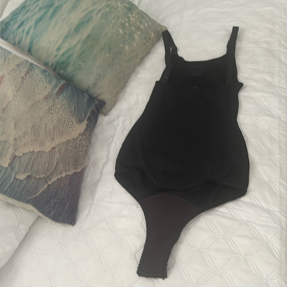 Isavela black 2stqge body suit panty length compression garment